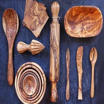 Ustensiles de cuisine en bois d'olivier